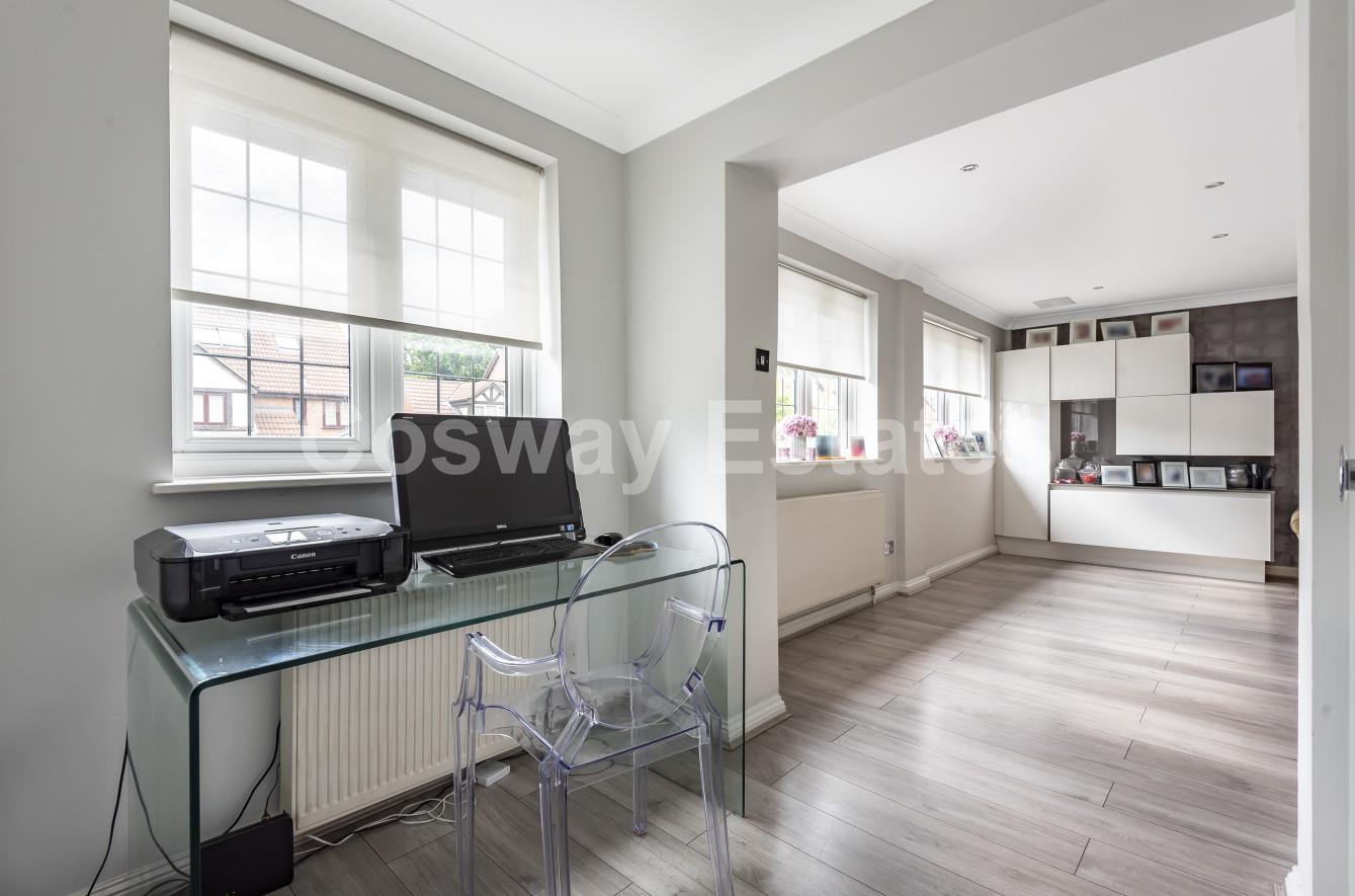 Priory Field Drive, Edgware